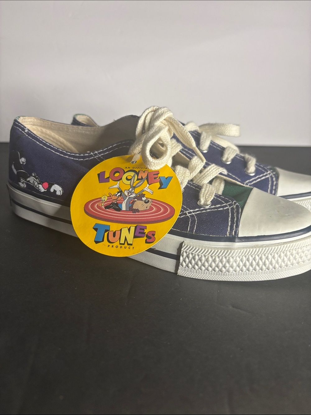 LOONEY TUNES Low-Top Canvas Sneakers Shoes 1994